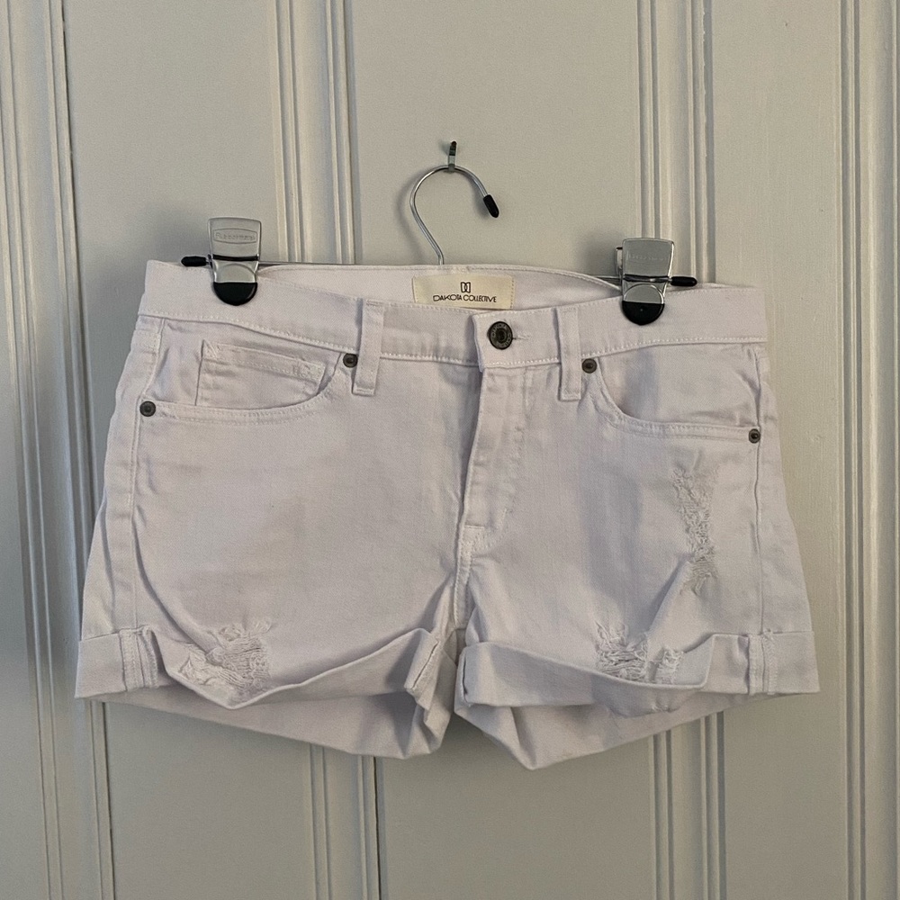 Dakota Collective Camilla White Jean Distressed Shorts Size 27 NWOT.